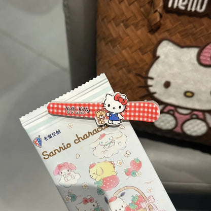 Hello Kitty - Card insuance